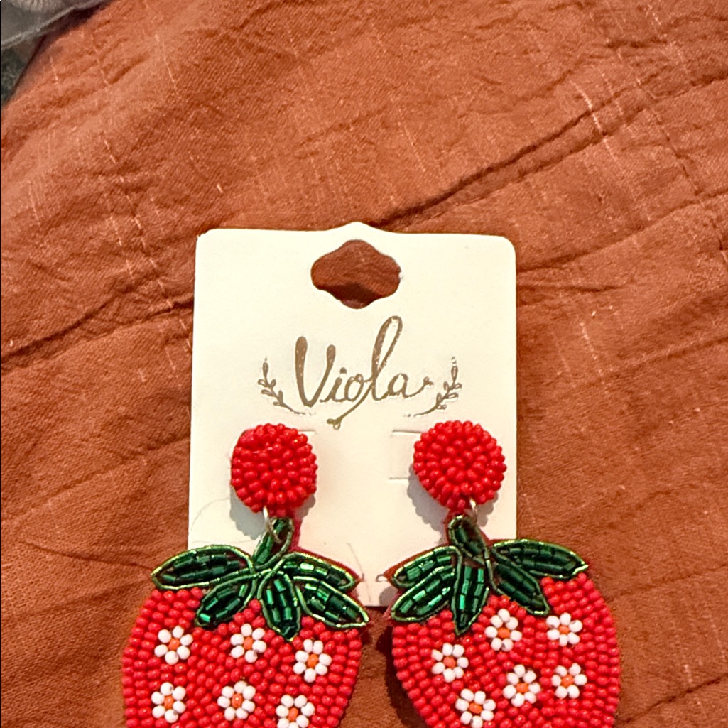 Red Strawberry Beaded Earrings 8$